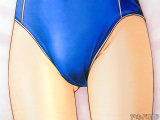 「股もなかなかエロい」