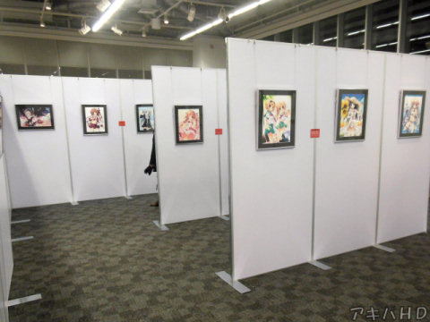 会場ではイラストを26点展示