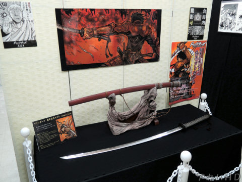 島津豊久の刀をイメージして作られた模造刀も展示
